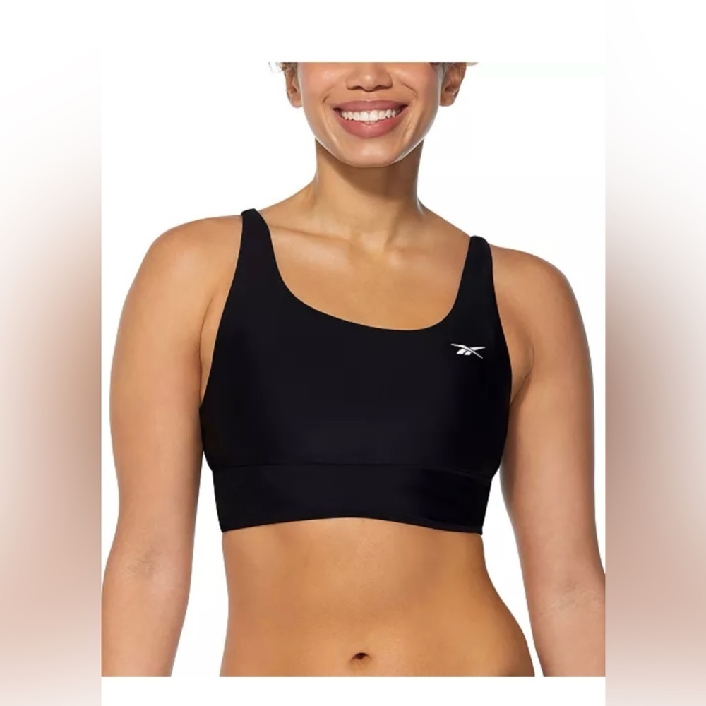 NWT Reebok
Women's Longline Bralette Bikini Top Medium